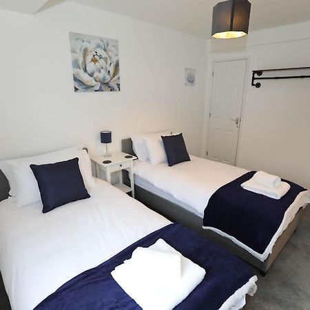 Exmouth - Apartment 1, Strand House - Modern 2 Bedroom Apartment, Perfect Location For Access To Beach & Town Centre - Sleeps 4 Guests - No Parking - Hosted By Rentmyhouse 외부 사진