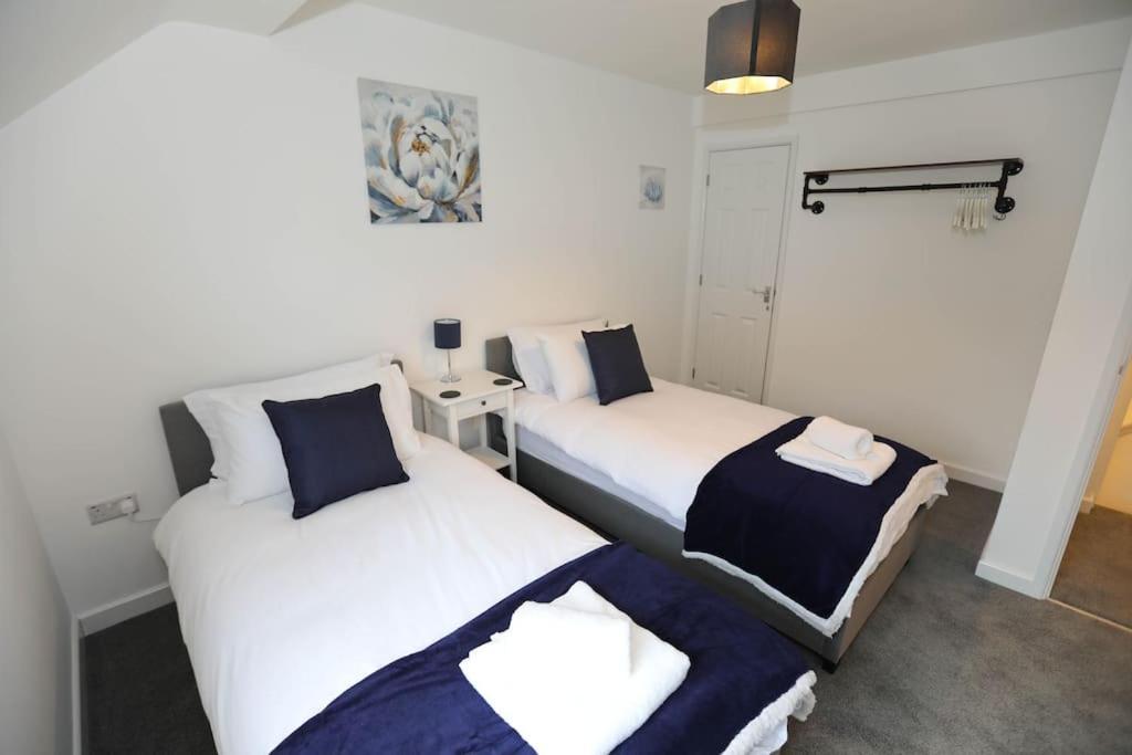 Exmouth - Apartment 1, Strand House - Modern 2 Bedroom Apartment, Perfect Location For Access To Beach & Town Centre - Sleeps 4 Guests - No Parking - Hosted By Rentmyhouse 외부 사진