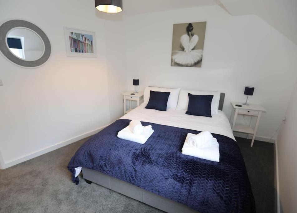 Exmouth - Apartment 1, Strand House - Modern 2 Bedroom Apartment, Perfect Location For Access To Beach & Town Centre - Sleeps 4 Guests - No Parking - Hosted By Rentmyhouse 외부 사진